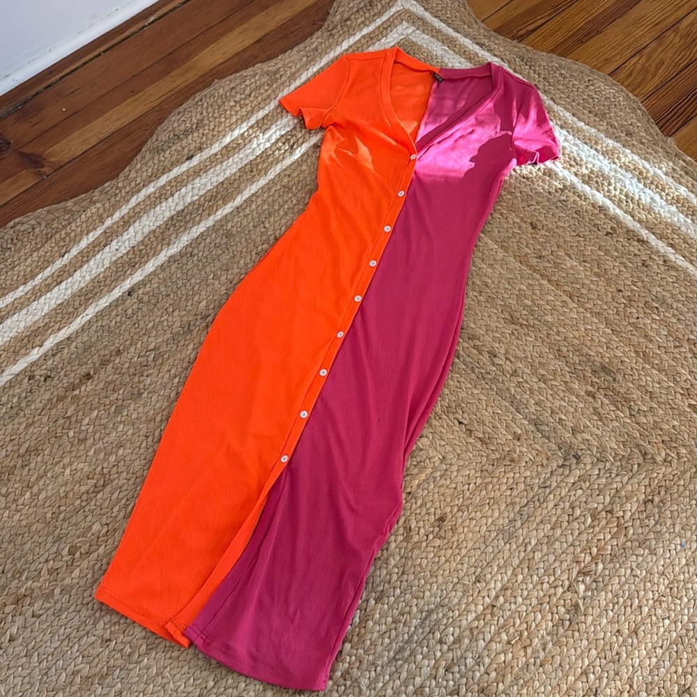 NWOT colorbloack dress size small